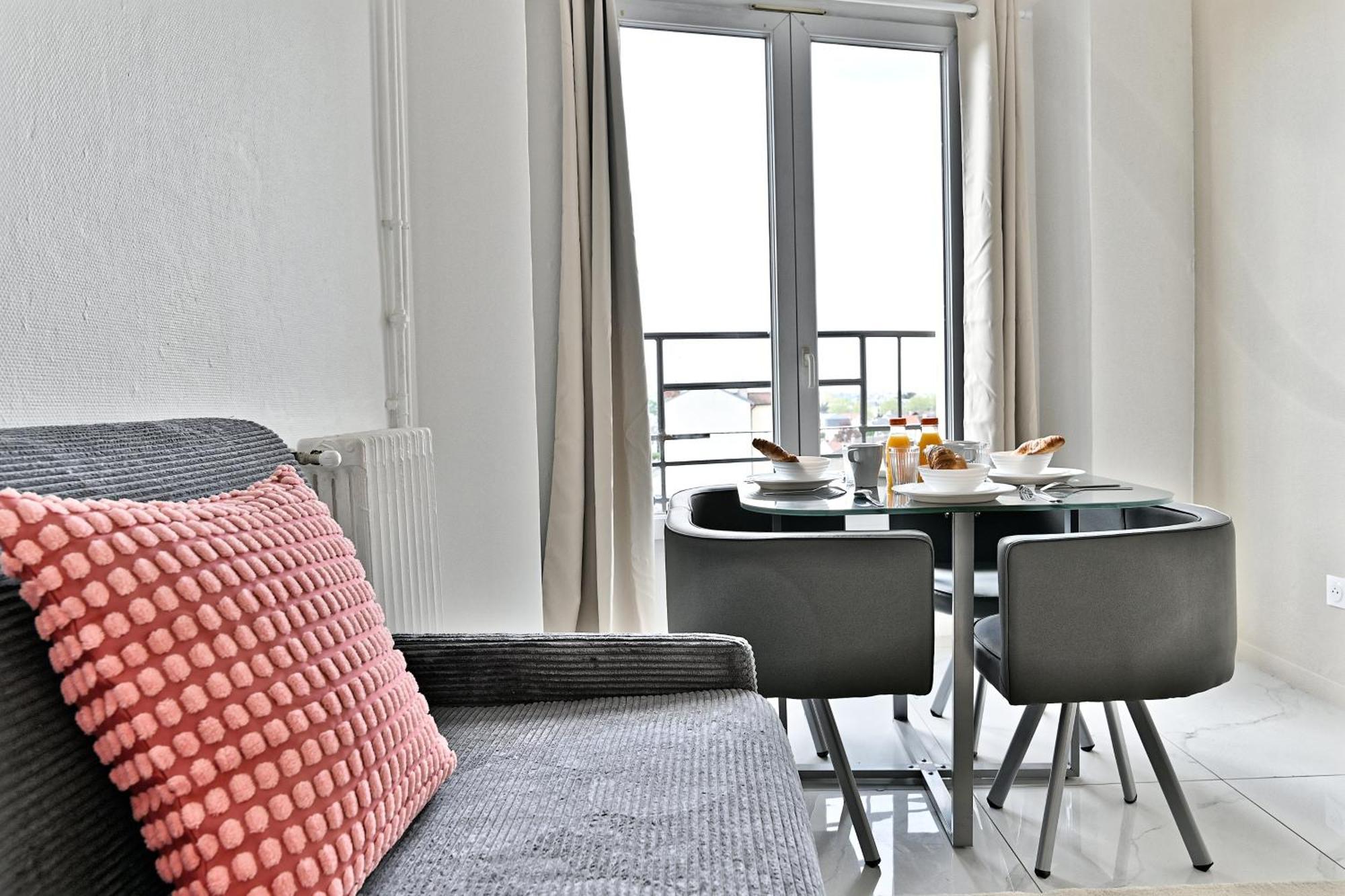 Appartement Paisible Et Moderne - Gagny Eksteriør billede