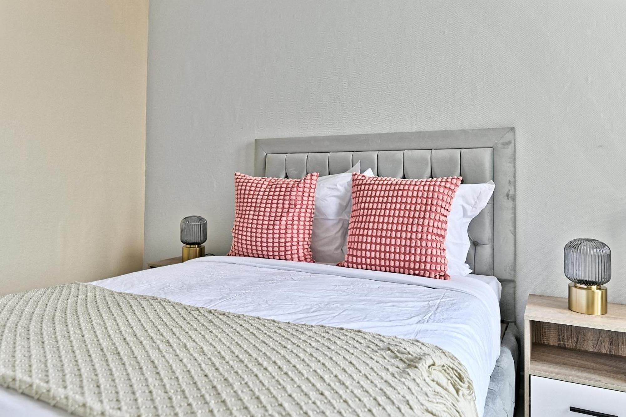 Appartement Paisible Et Moderne - Gagny Eksteriør billede
